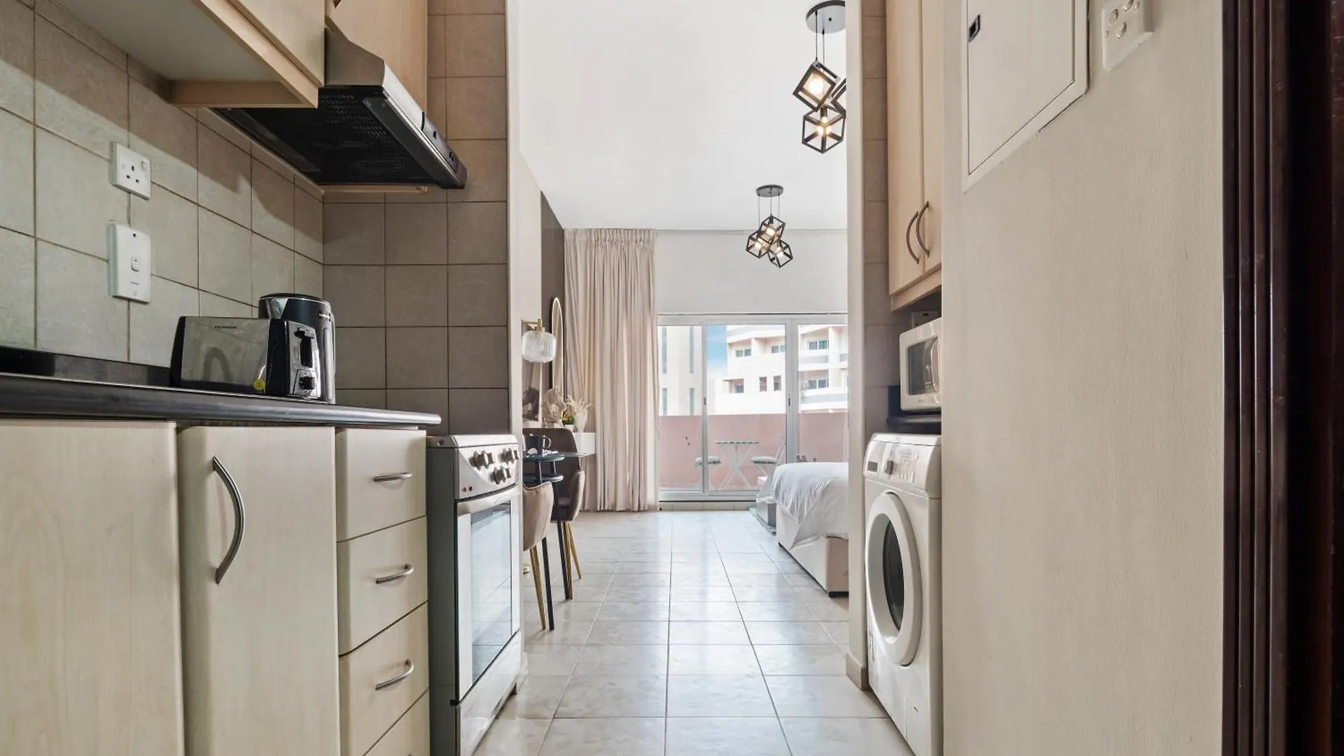 Trendy Studio Nearby Ibn Battuta Mall Dubai United Arab Emirates